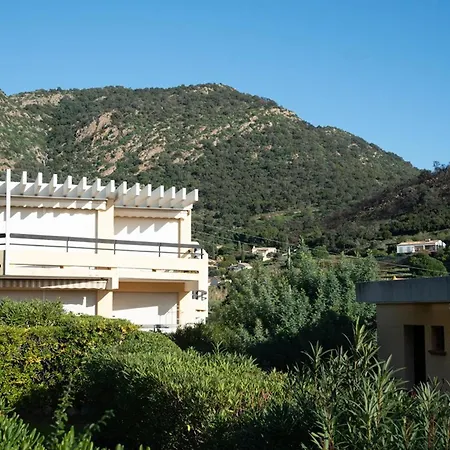 Le Lavandou: Appt T2 + Cabine, 250m Plage, Animaux Admis, Parking, Climatisation, 4-5 Pers. Appartamento *